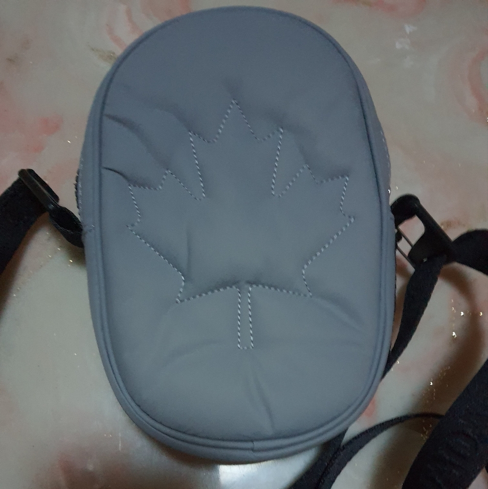 Lululemon X Canada Olympics Crossbody Bag/Pouch